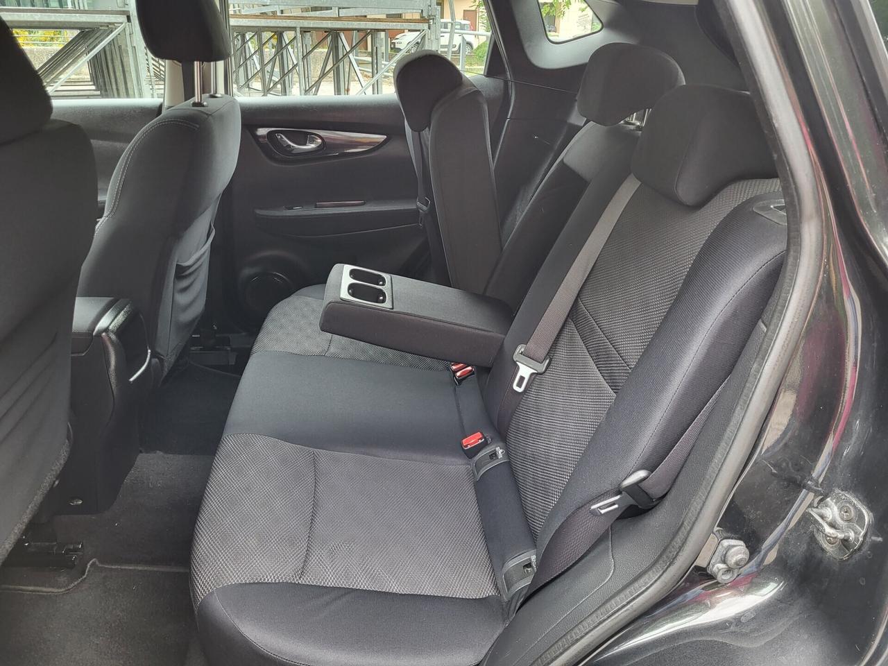 Nissan Qashqai 1,6 dCi-NAVI-TELECAMERA-3 REVISIONI