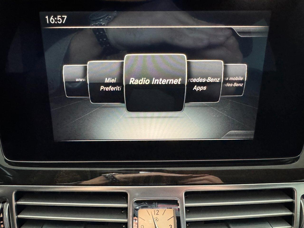 Mercedes CLS Shooting Brake 250 d Amg Premium 4matic Stupenda