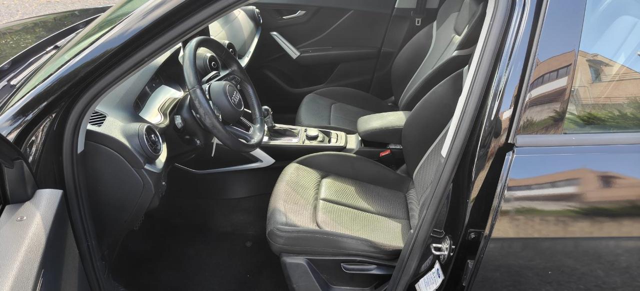 Audi Q2 30 1.6 tdi Business s-tronic my19