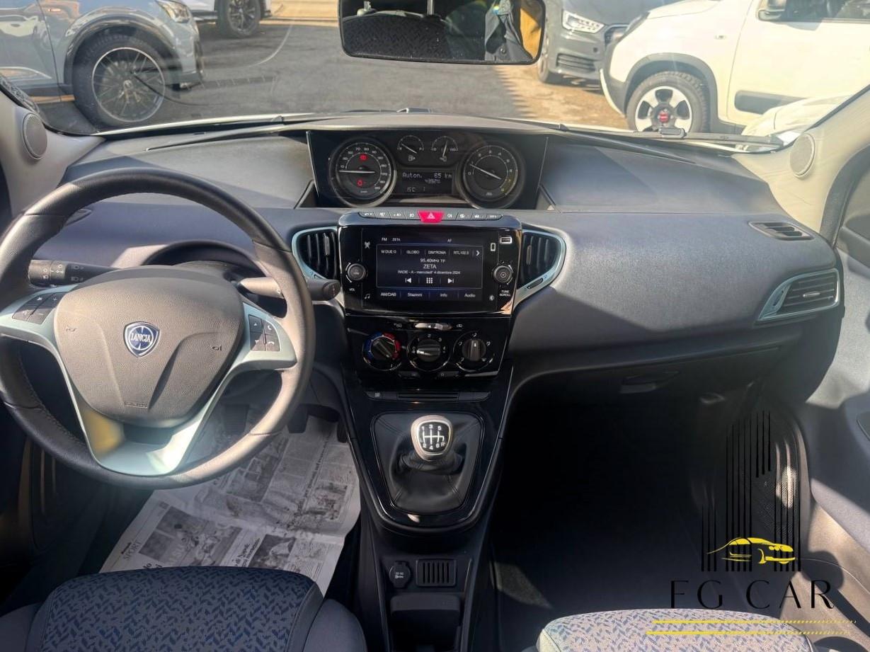 Lancia Ypsilon 1.0 FireFly 5 porte S&S Hybrid