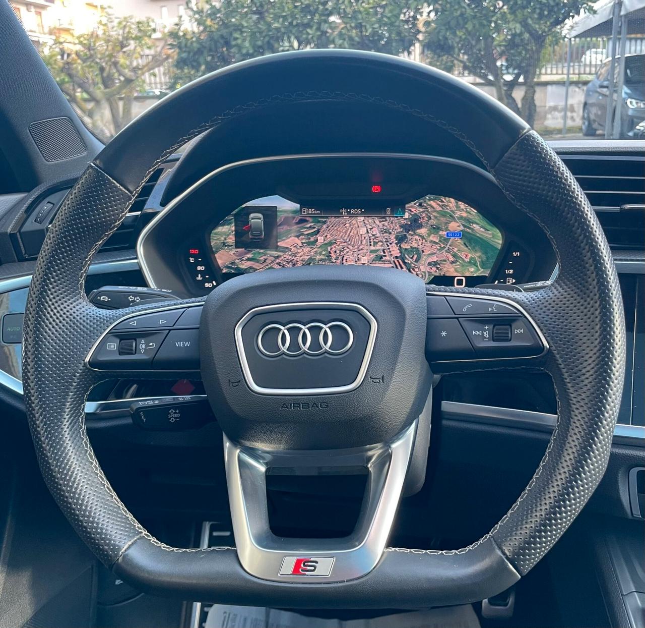 Audi Q3 40 TDI SPB S-line quattro Identity Black