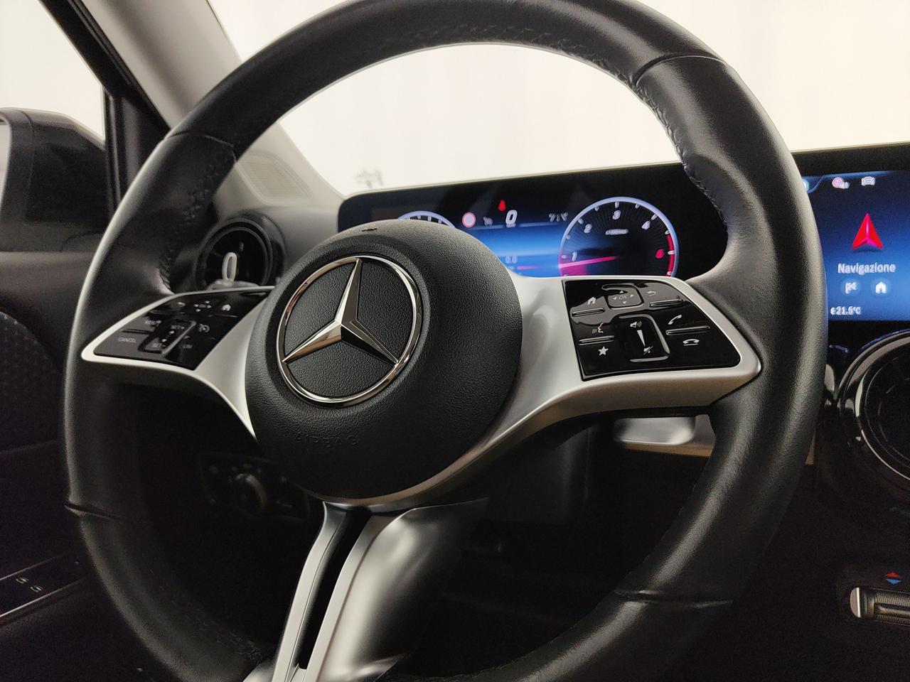 Mercedes-Benz GLB 180 d Advanced auto