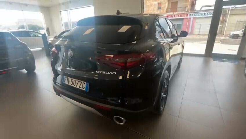 Alfa Romeo Stelvio 2.2 Turbodiesel 210 CV AT8 Q4 Super