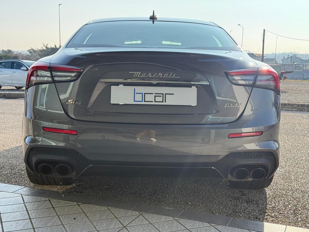 Maserati Ghibli V6 430 CV Q4 Gransport
