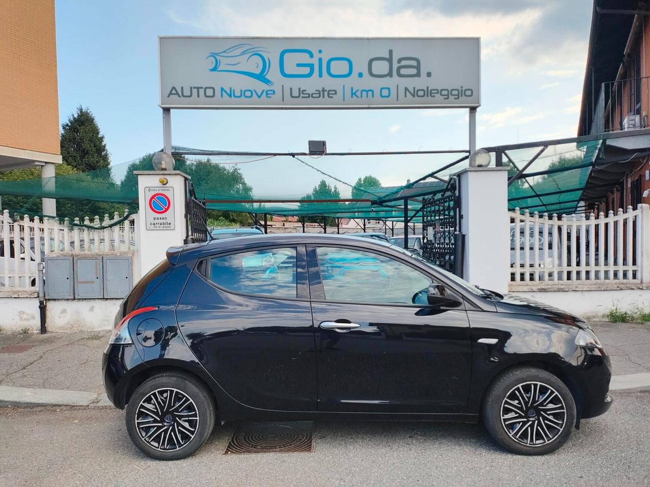 LANCIA YPSILON 1.0 HYBRID GOLD KM 22895 -2023