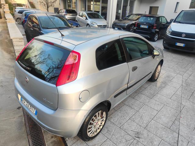 FIAT Grande Punto 1.2 3 p. Active 65cv