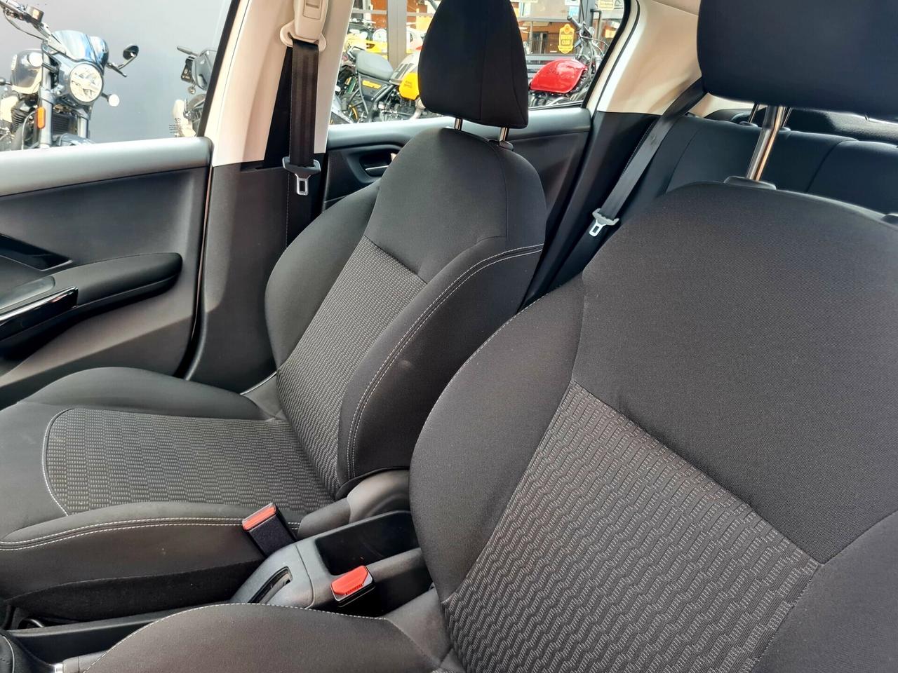 Peugeot 208 BlueHDi 100*UNIPRO*TAGLIANDI*NEOPATENTATI