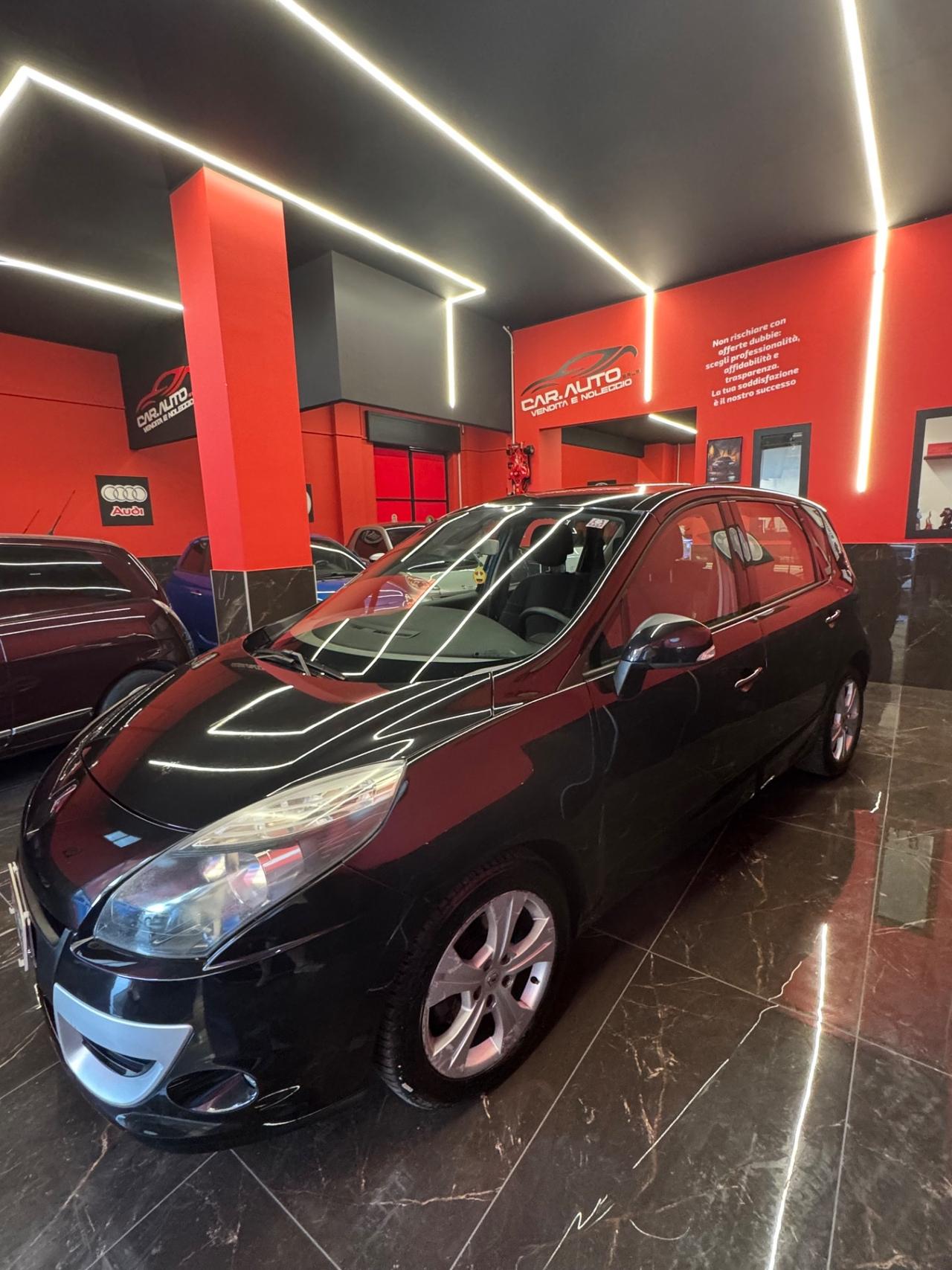 Renault Scenic Scénic X-Mod 1.5 dCi 110CV Luxe