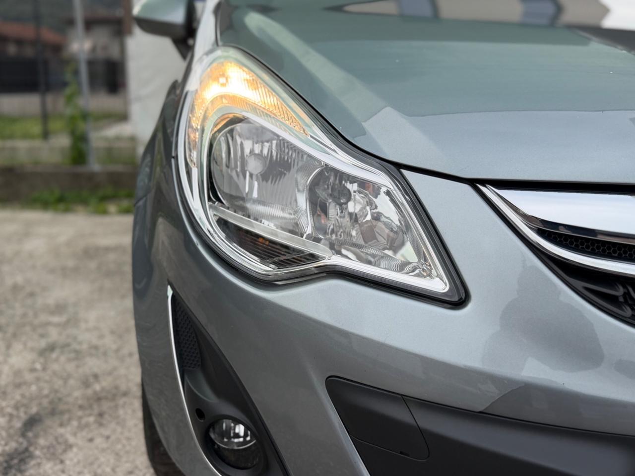 Opel Corsa 1.2 5 porte Sport SOLO 94.000 KM NEOPATENTATI OK