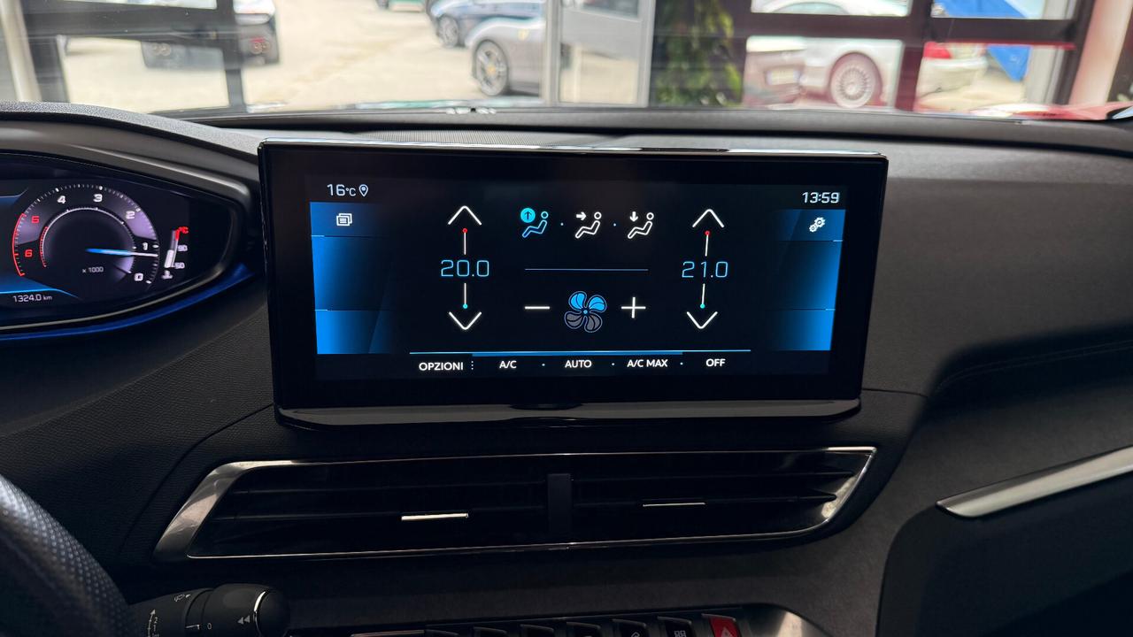 PEUGEOT 3008 GT TETTO APRIBILE