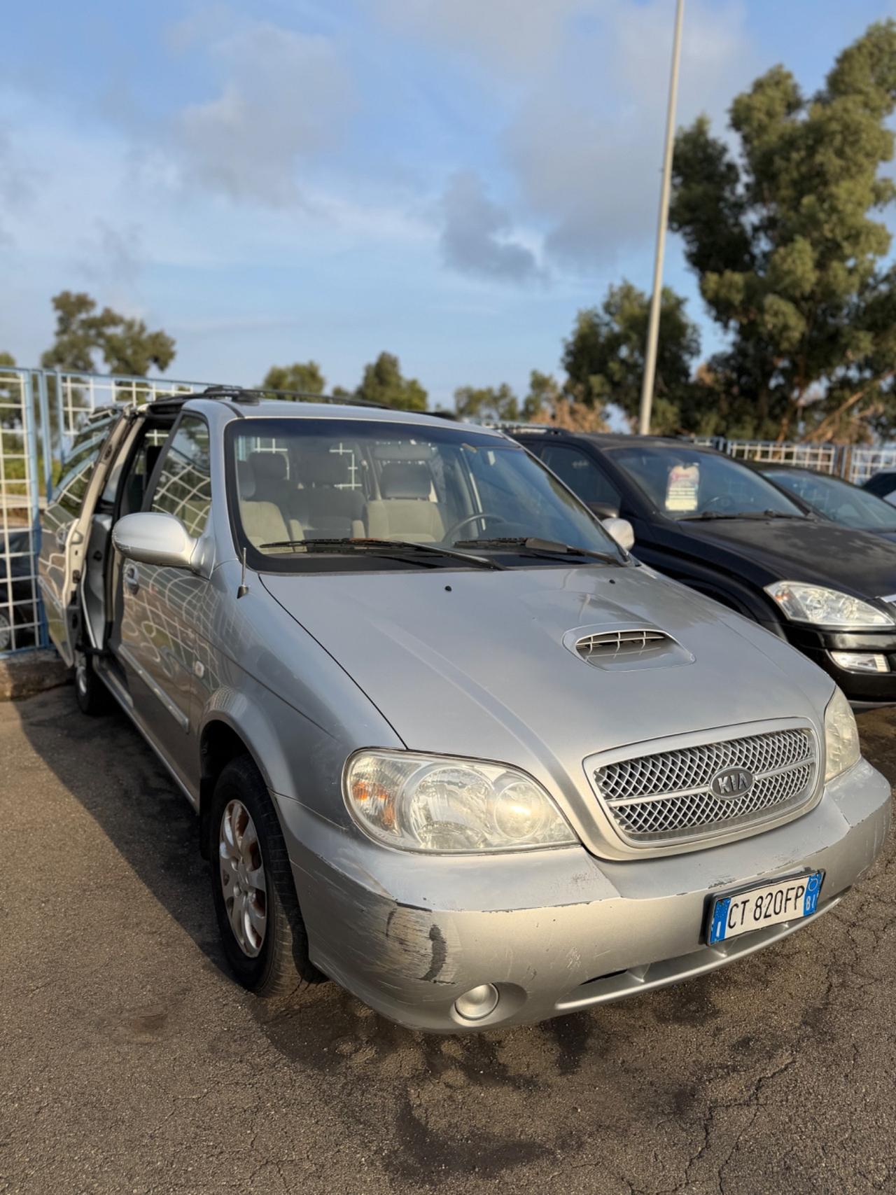 Kia Carnival 2.9 16V CRDi cat Family