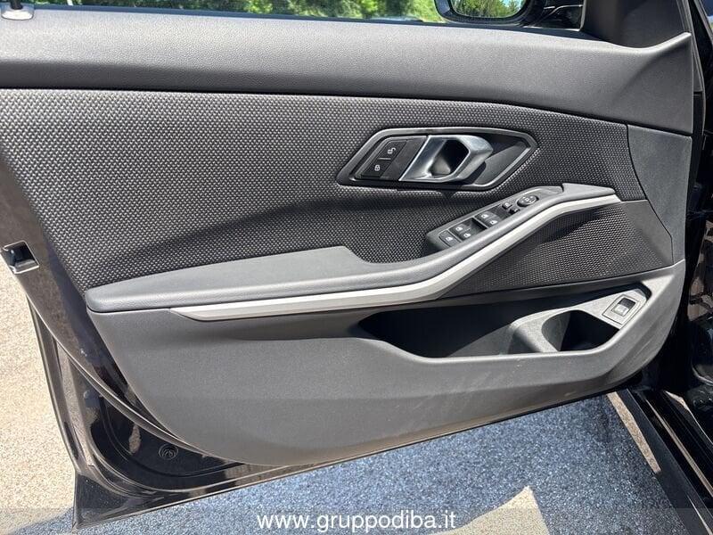 BMW Serie 3 Touring Serie 3 G21 2022 Touring 318d Touring mhev 48V auto