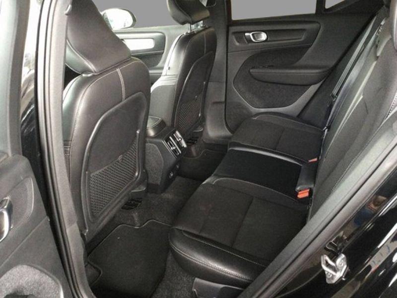 Volvo XC40 D3 150 CV AWD Automatica NAVI LED Business Plus