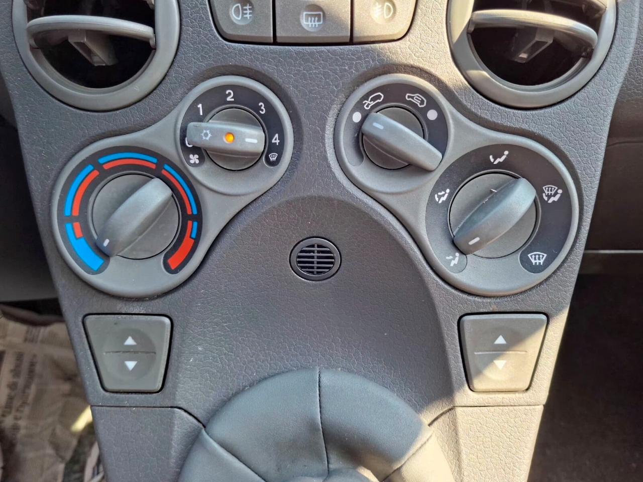 Fiat Panda 1.2 60cv Dynamic Natural Power 2010