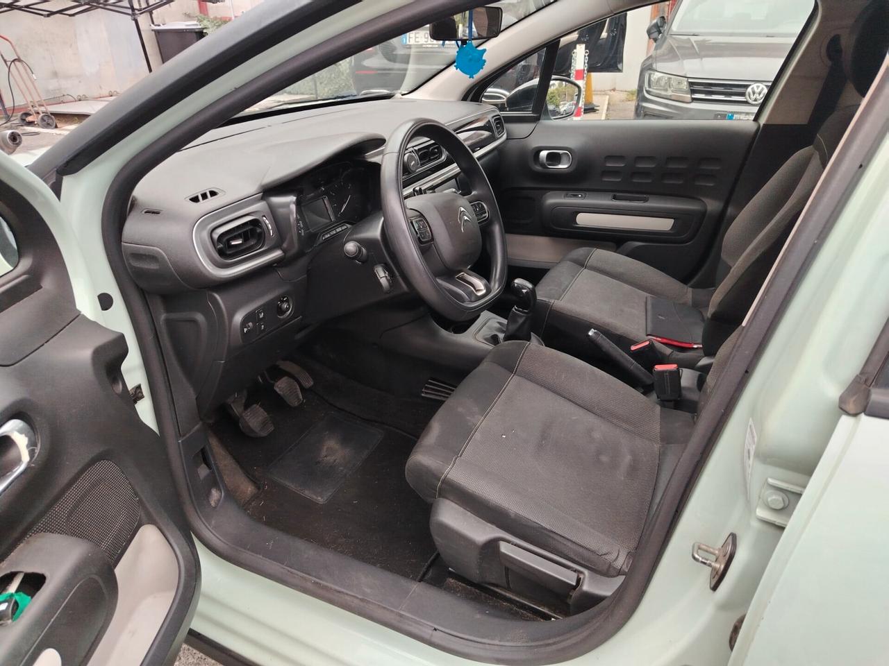 Citroen C3 PureTech 82 GPL Shine