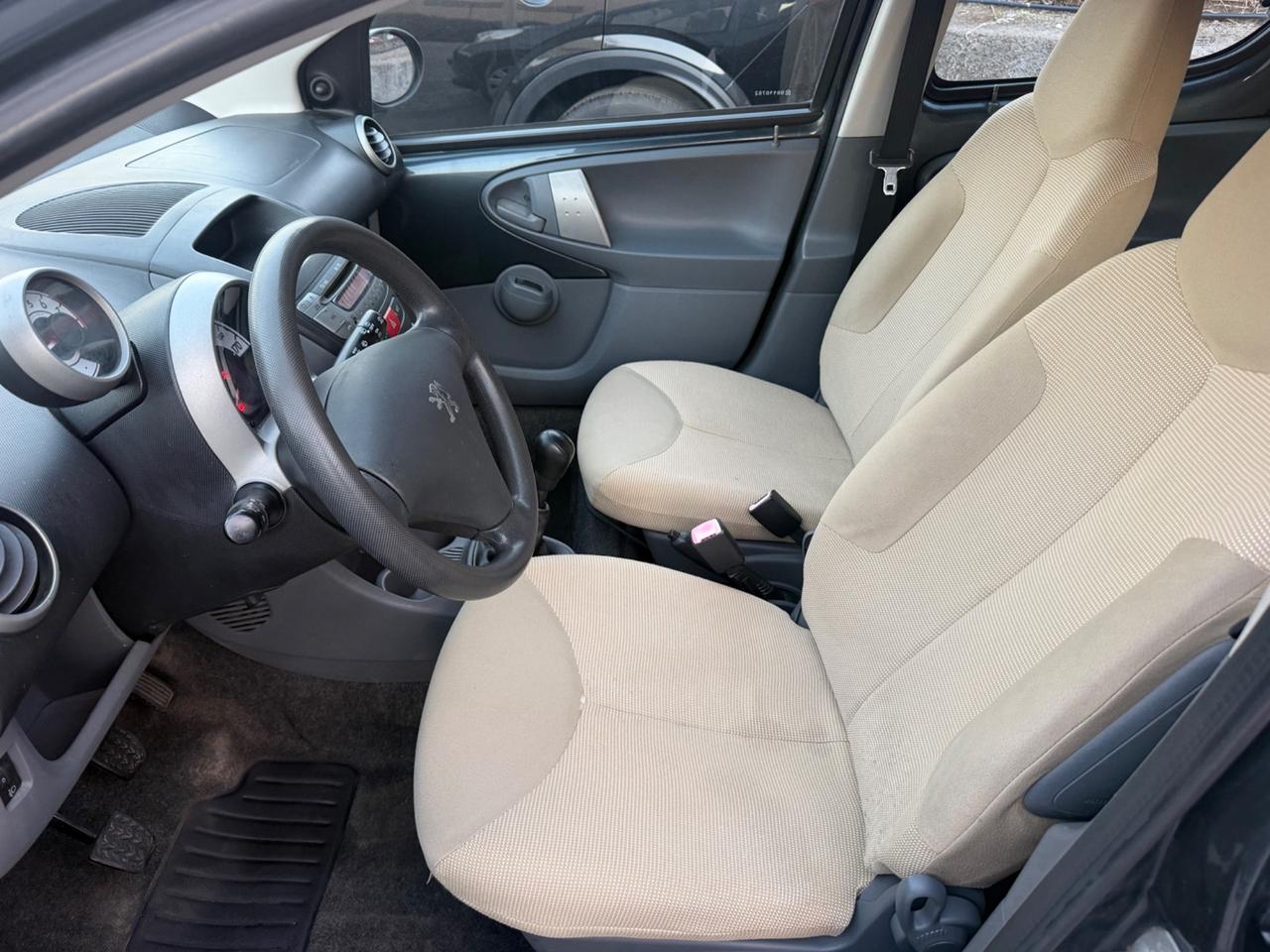 Peugeot 107 1.0 68CV 5p. Plaisir