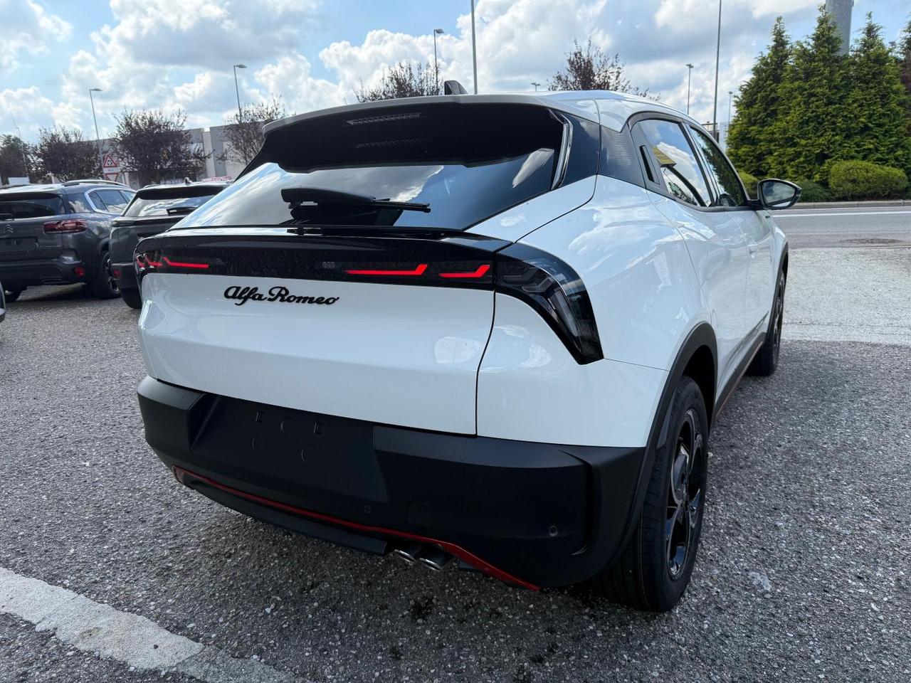 Alfa Romeo Junior 1.2 ibrida Speciale 145cv edct6