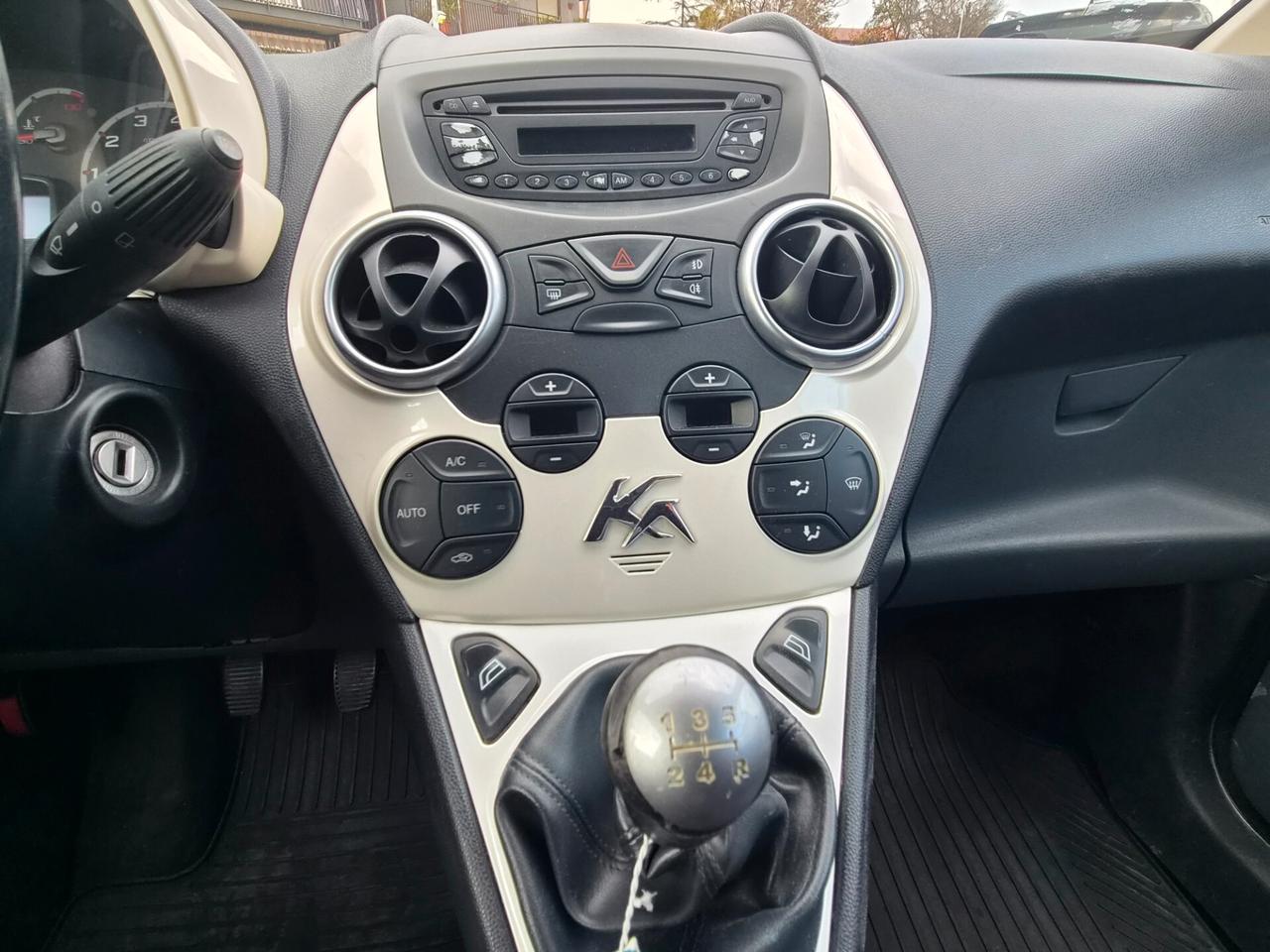 Ford Ka Ka+ 1.2 8V 69CV Titanium