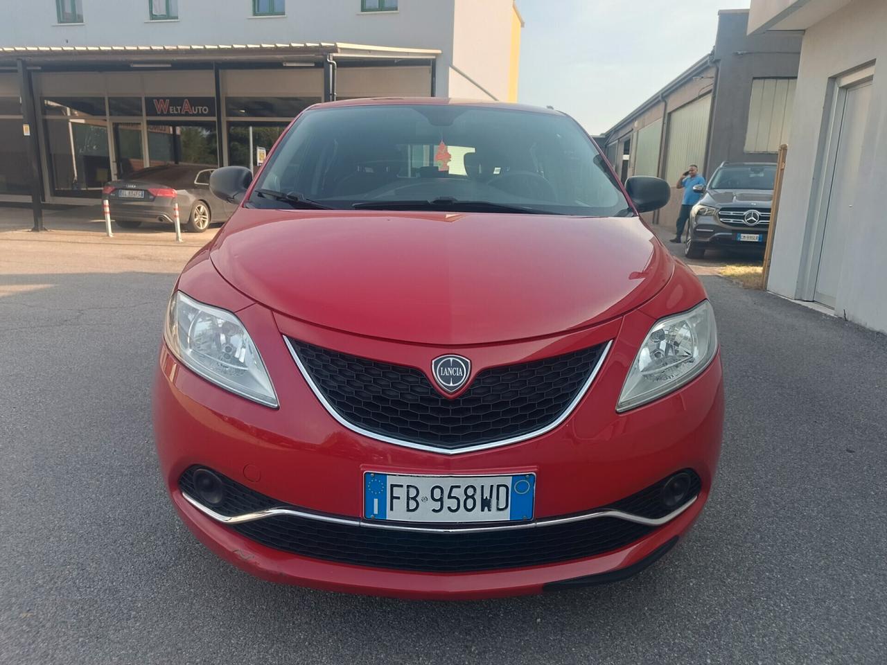 Lancia Ypsilon 1.2 gpl