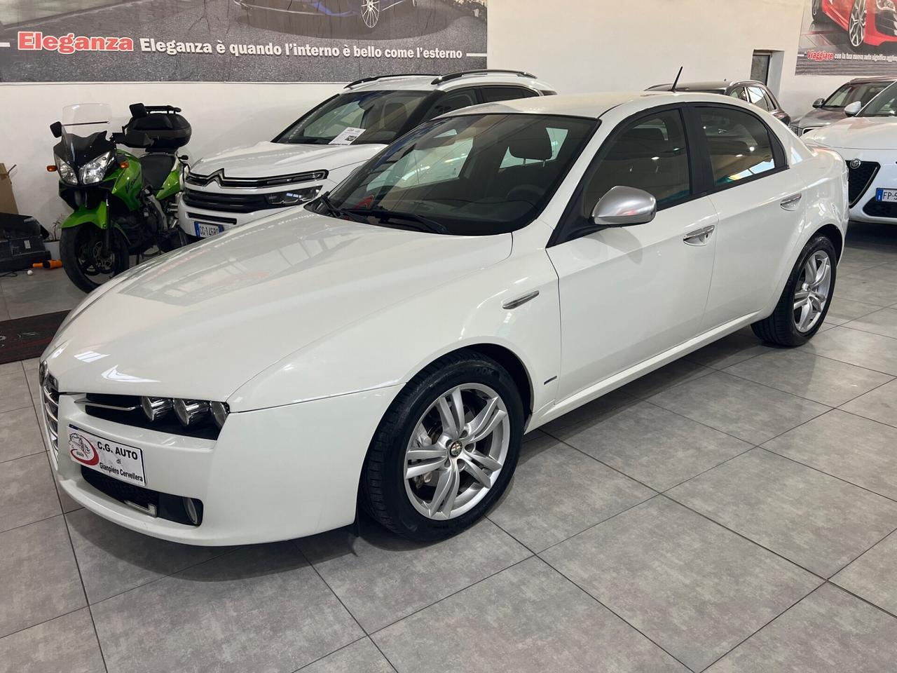 Alfa Romeo 159 2.0 136 CV - DISTINCTIVE - 2011