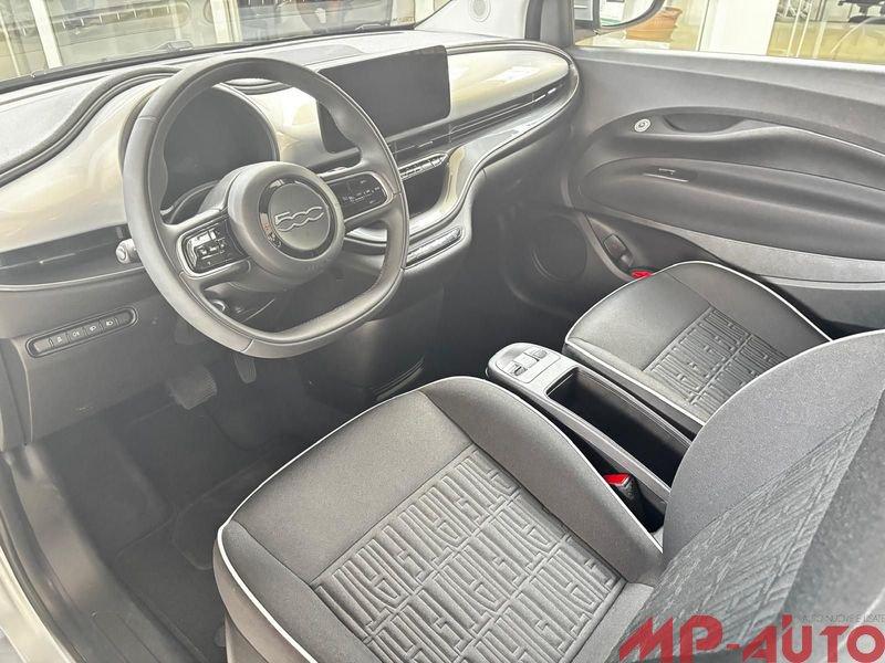 FIAT 500 500e 3+1 42 kWh IVA ESPOSTA KM 3000!!!!!