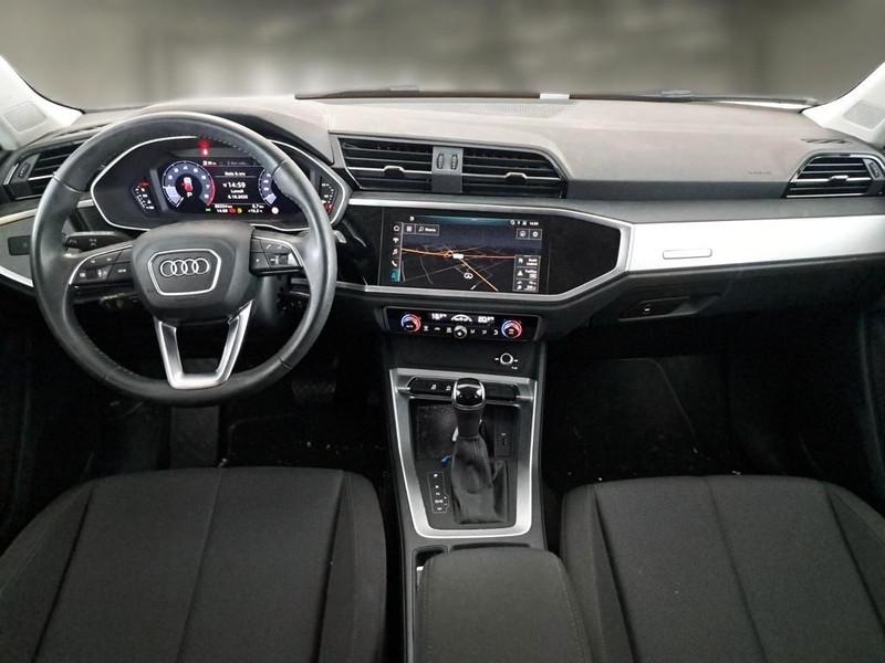 AUDI Q3 35 TFSI S tronic Business