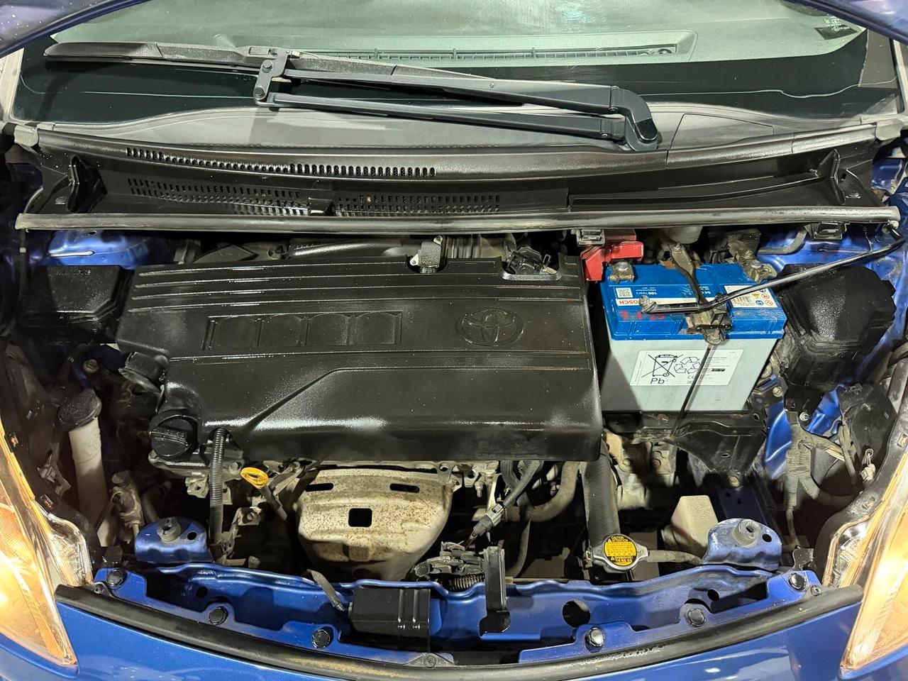 Toyota Verso Benzina Neopatentati Retrocamera