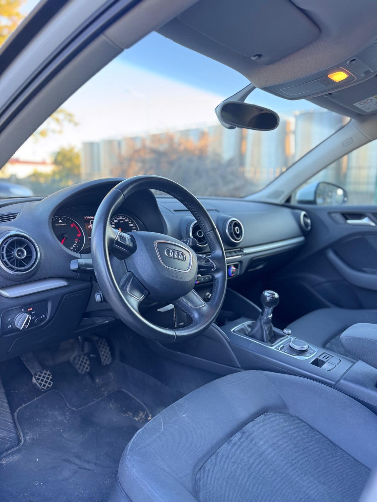 Audi A3 SPB 1.6 TDI clean diesel Ambition