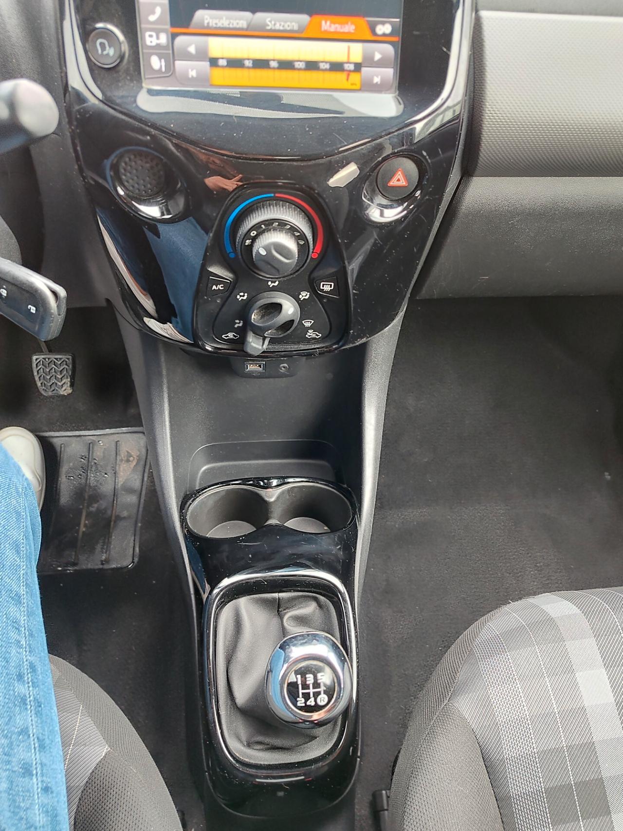 Peugeot 108 VTi 68 ETG 5 porte Allure TOP! Cabrio