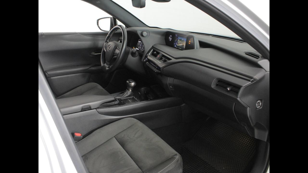 LEXUS UX 2019 - UX 250h 2.0 Business 2wd cvt