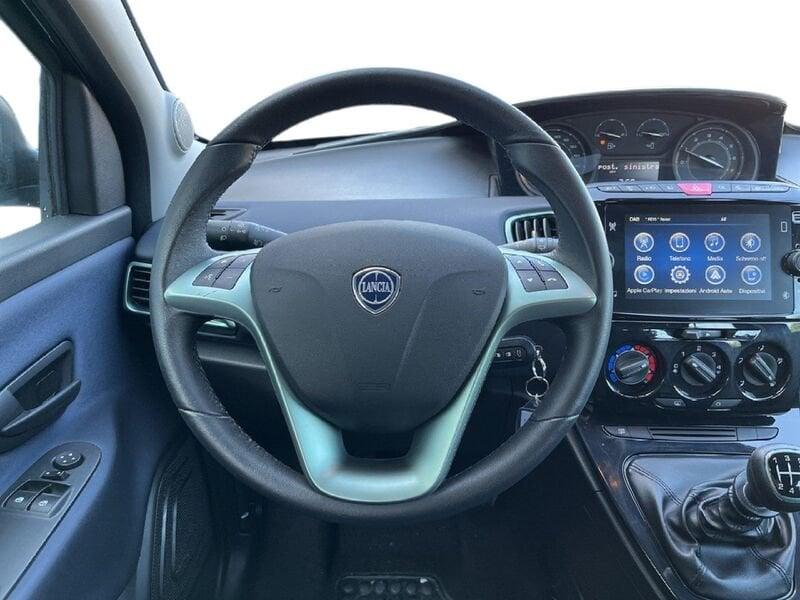 Lancia Ypsilon NUOVA My23 1.0 Firefly 70 CvStart&Stop Hybrid Gold