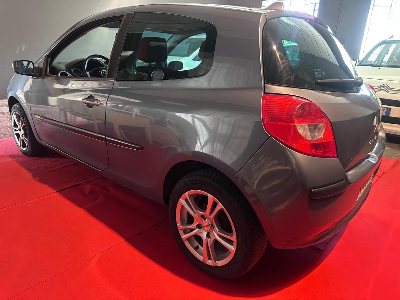 Renault Clio 1.2 16V 3 porte Rip Curl