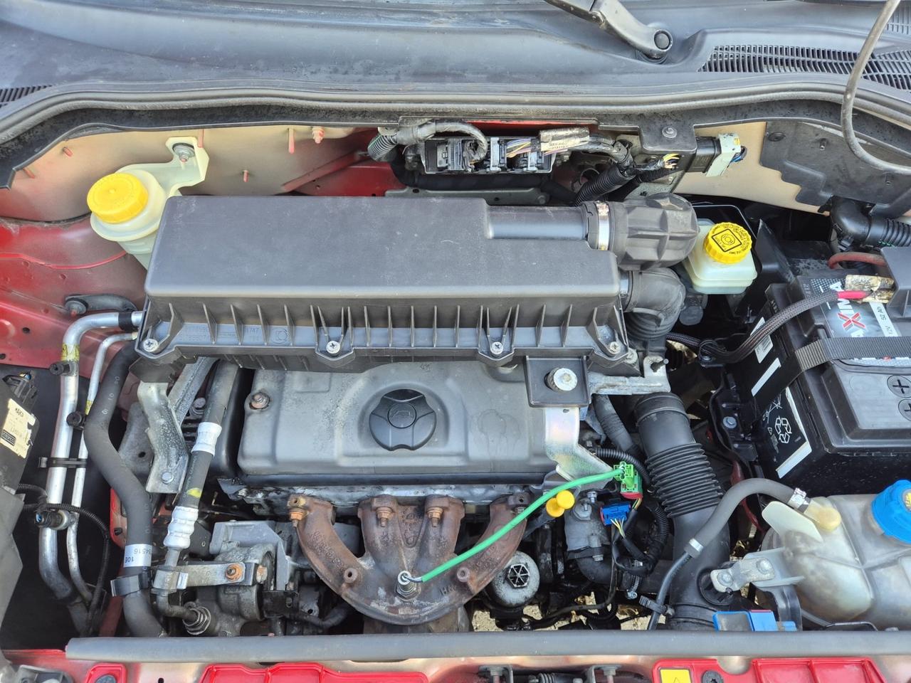 Peugeot Bipper Tepee 1.4 75CV Outdoor