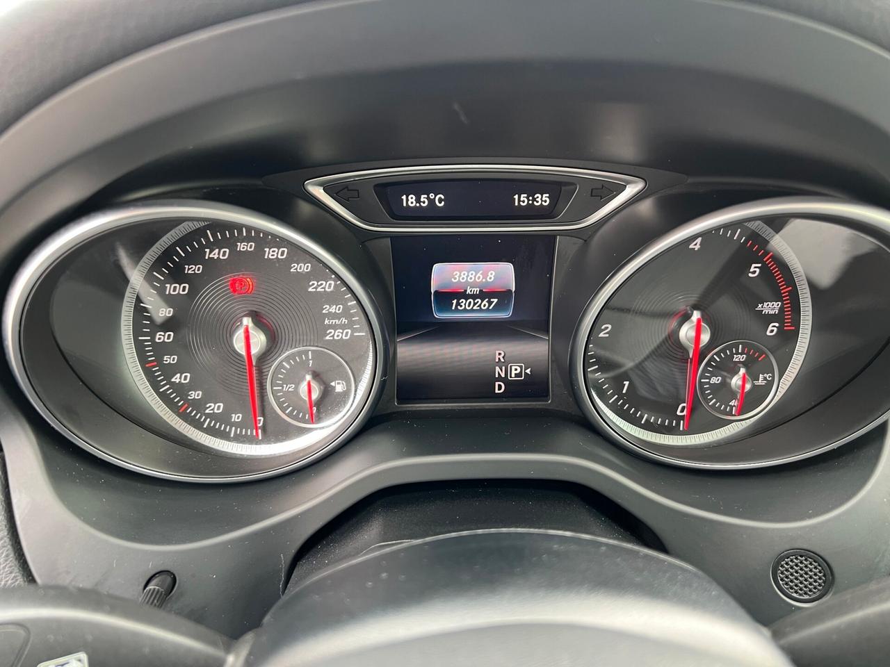 Mercedes-benz GLA 200 d Automatic Premium Night Edition