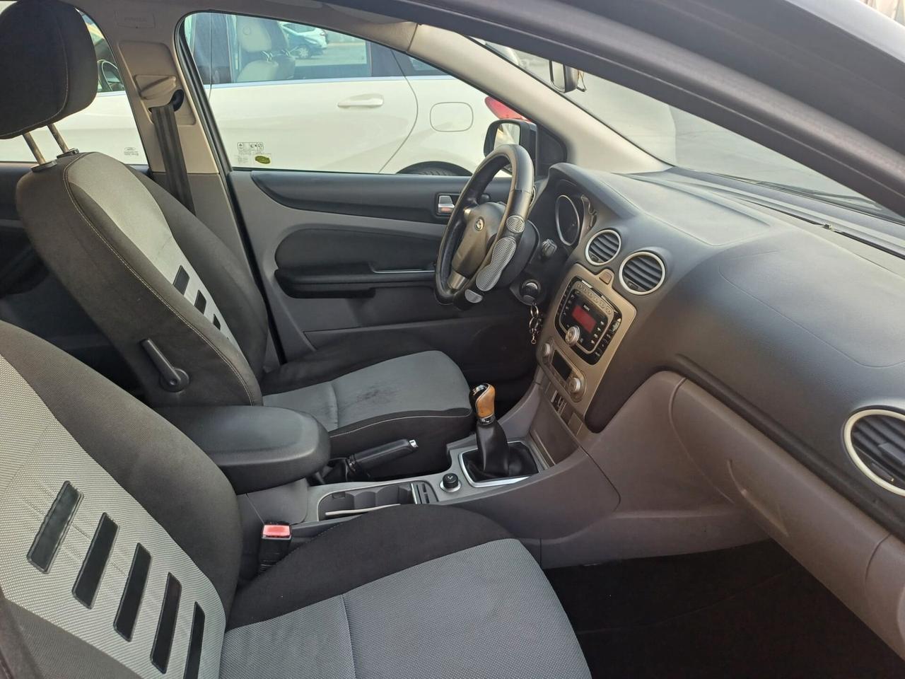 Ford C-Max 1.6 TDCi 90 CV Titanium