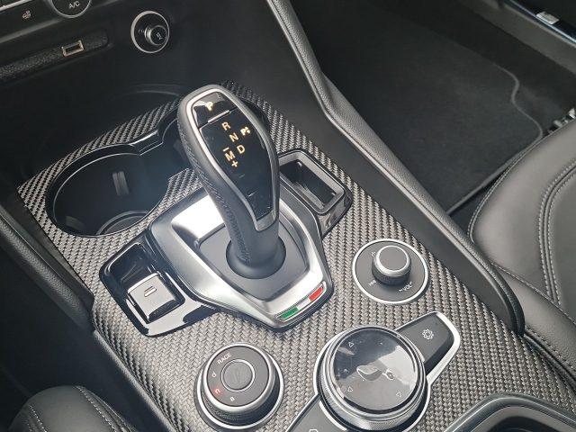 ALFA ROMEO Giulia 2.9 V6 Bi-Turbo AT8 Quadrifoglio