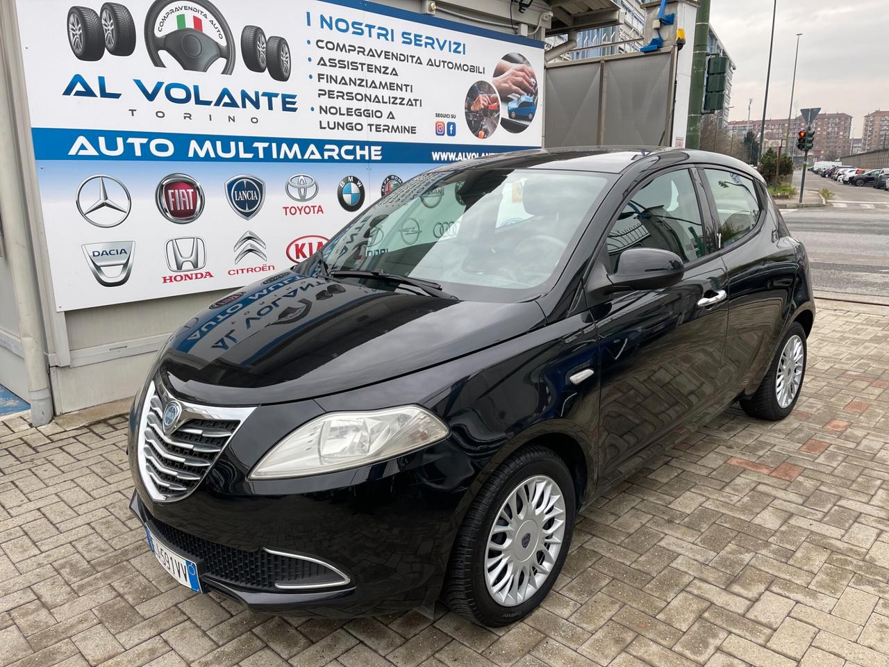 Lancia Ypsilon 1.2 69 CV 5 porte S&S Platinum