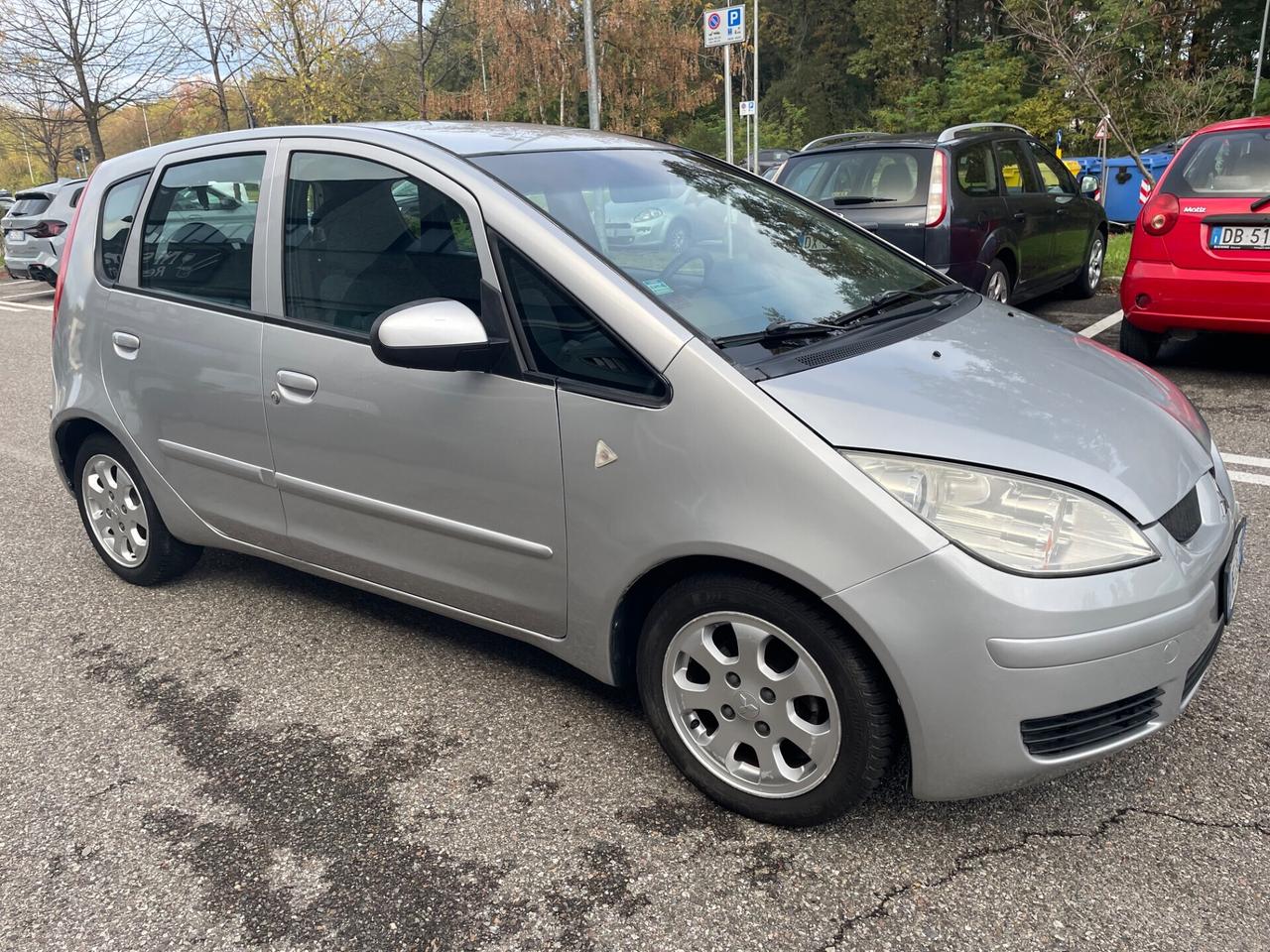 Mitsubishi Colt 1.1 12V 5p. *Neopatentati*Cerchi*Solo 125000km*