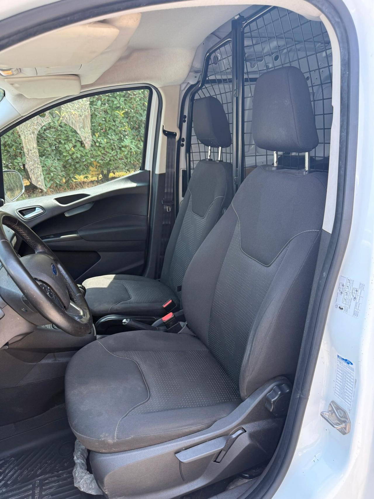 Ford Transit Courier 1.5 TDCi 75CV Van Trend