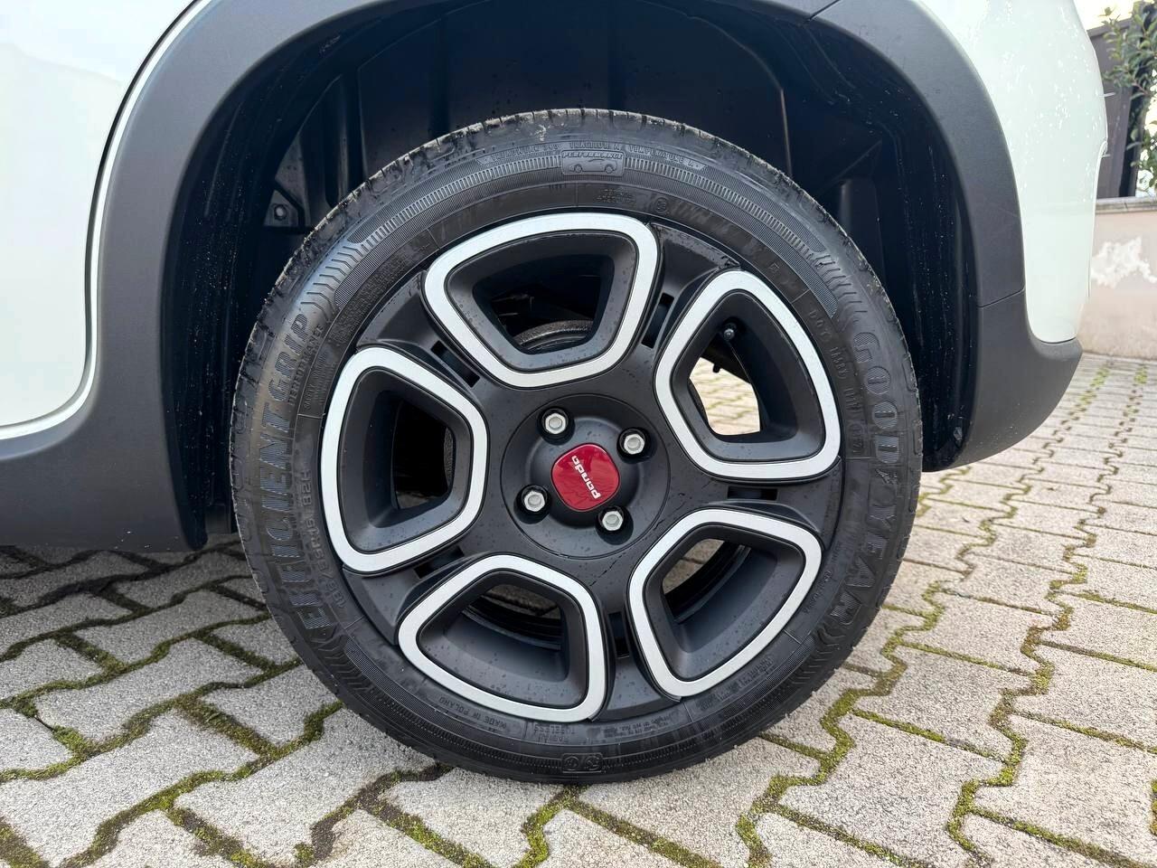 Fiat Panda 1.0 FireFly S&S Hybrid City Cross