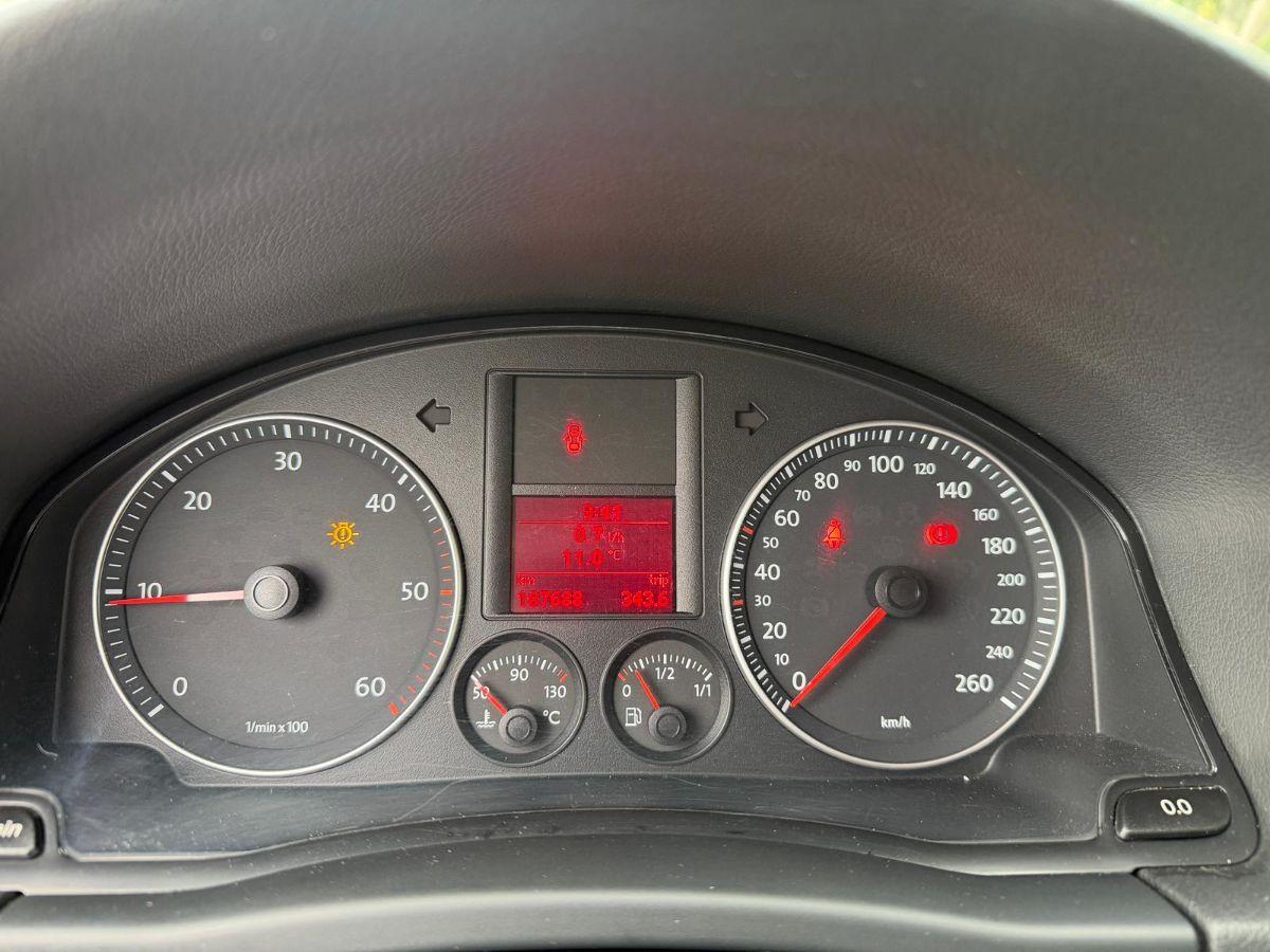 VOLKSWAGEN - Golf Plus