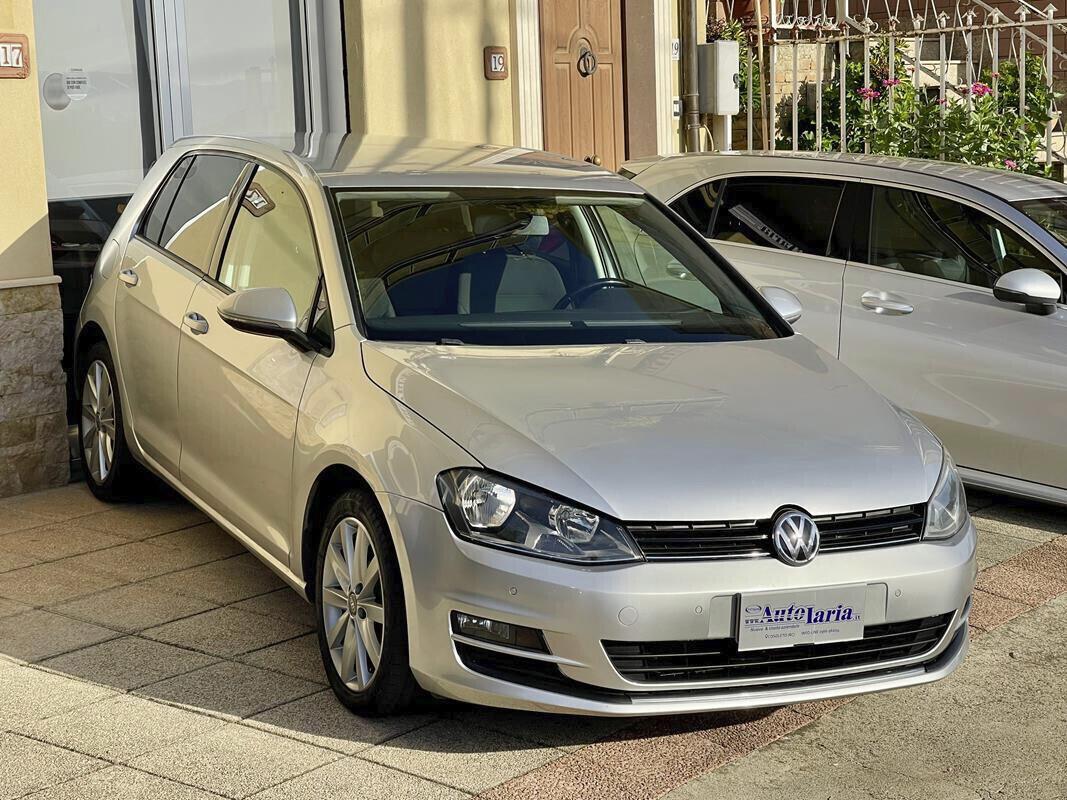 Volkswagen Golf 1.6 TDI 110 CV 5p. Comfortline BlueMotion Technology Cerchi lega da 17 – sensori park anteriore e posteriore – vetri privacy-clima bi/zona