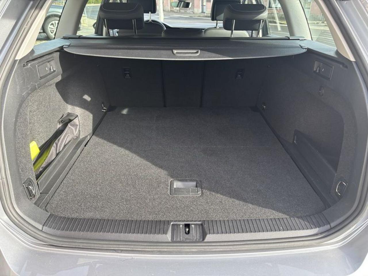 Volkswagen Passat Variant 2.0 TDI SCR 122 CV EVO DSG Business NAVI-FULL LED