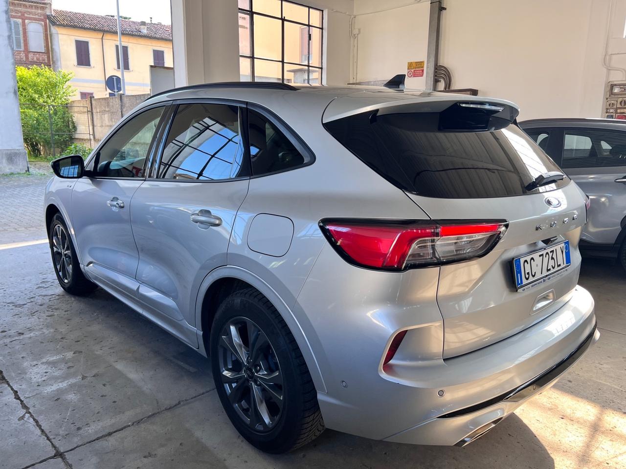 Ford Kuga 1.5 EcoBlue 120 CV aut. 2WD ST-Line X CINGHIA FATTA