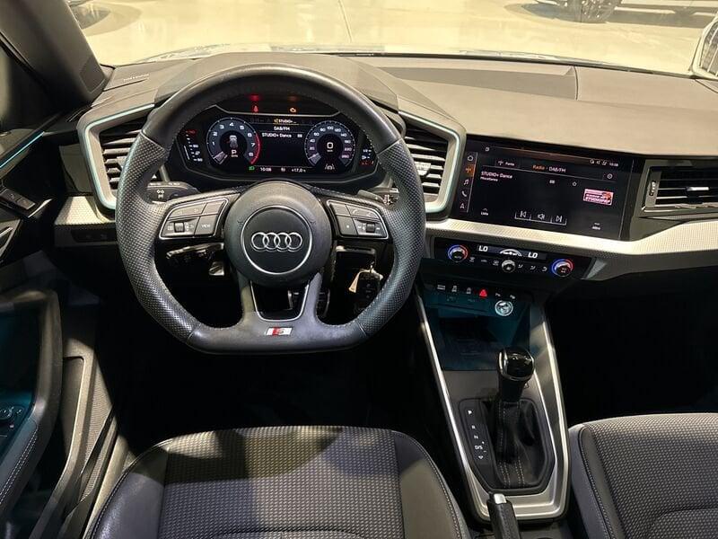 Audi A1 II 2019 Citycarver 30 1.0 tfsi Identity Contrast 116cv s-tronic