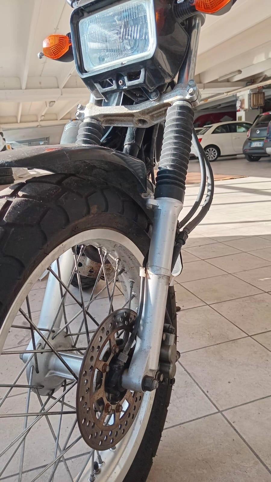 Yamaha TW 125 tw125