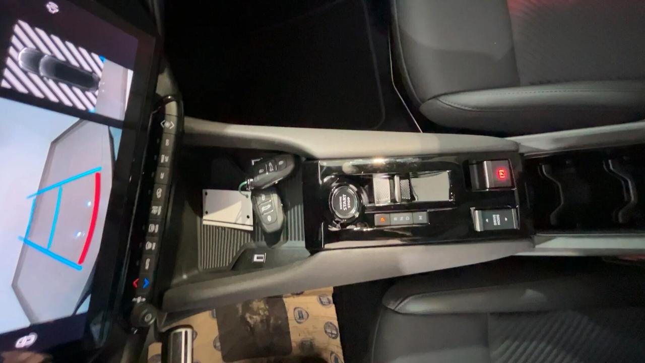 Alfa Romeo Junior Speiale 1.2 145 CV Hybrid