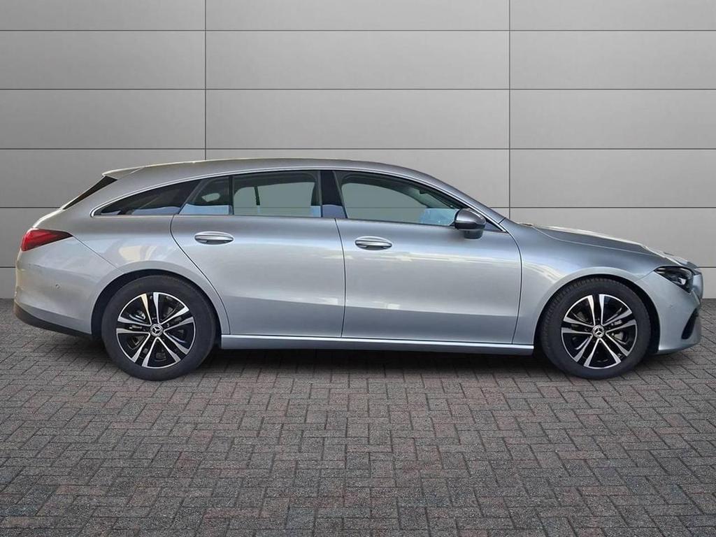 Mercedes CLA Shooting Brake 180 D Advanced 8G-DCT