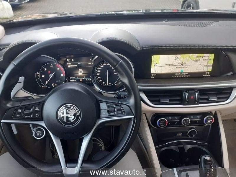 Alfa Romeo Stelvio EXEC 2.2 210