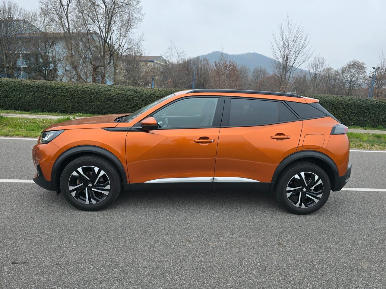 PEUGEOT 2008 130cv GT EURO 6